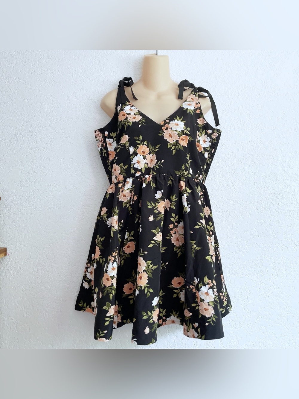 NWT Old Navy The Occassion Black Floral Fit & Flare Taffeta Dress Plus Size 1X